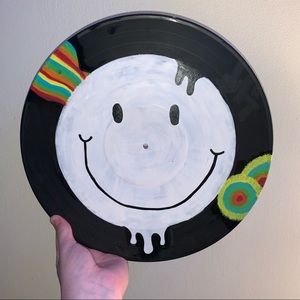 Trippy Smiley Face Record